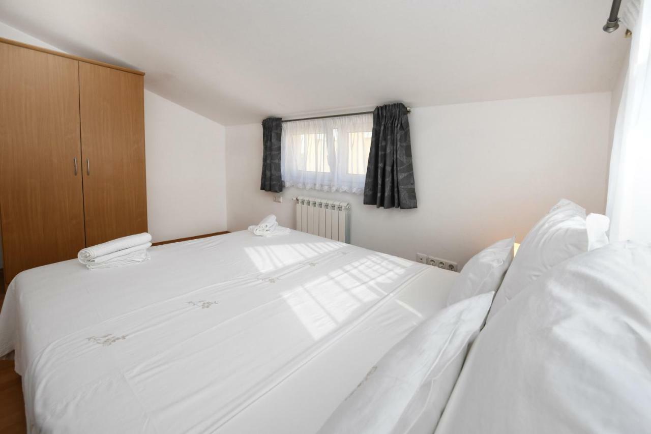 Apartament Anakatarina *
